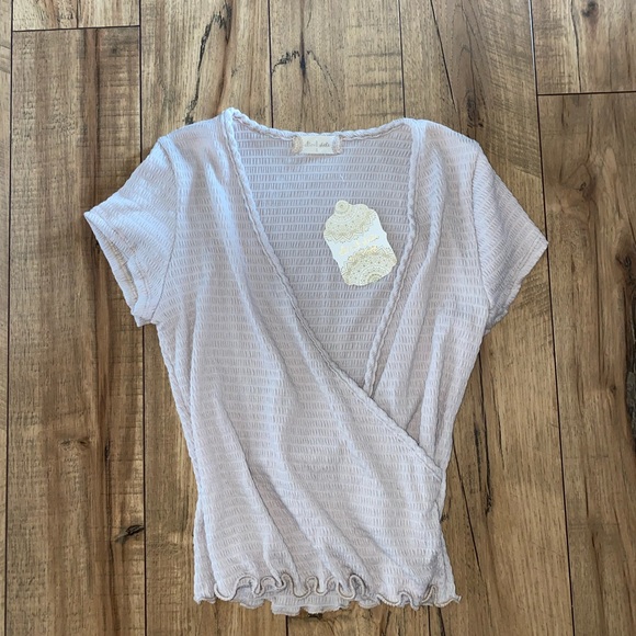 altar’d state top - Picture 4 of 4